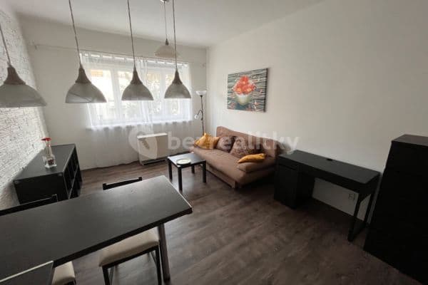 Prenájom bytu 2-izbový 50 m², Hartigova, Praha Prenájom bytu 2-izbový 50 m², Hartigova, Praha