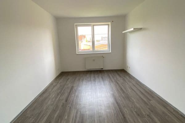 Prenájom bytu 1-izbový 47 m², Říční, Plzeň Prenájom bytu 1-izbový 47 m², Říční, Plzeň