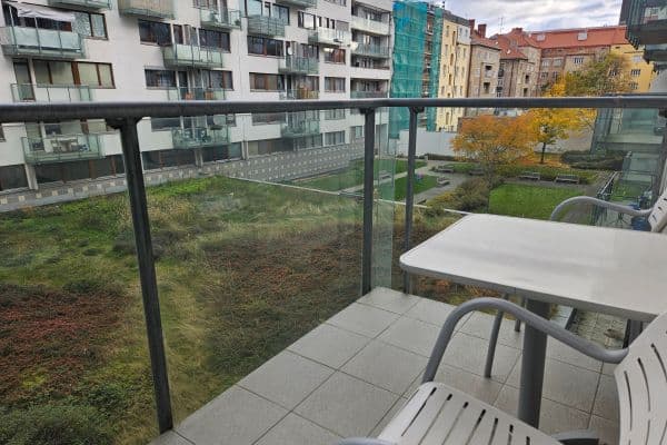 Prenájom bytu 1-izbový 36 m², U Měšťanského pivovaru, Praha Prenájom bytu 1-izbový 36 m², U Měšťanského pivovaru, Praha