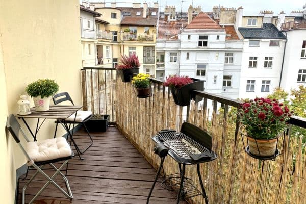 Prenájom bytu 89 m², Jičínská, Praha Prenájom bytu 89 m², Jičínská, Praha