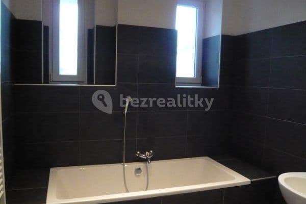 Prenájom bytu 2-izbový 63 m², Karla IV., Ústí nad Labem Prenájom bytu 2-izbový 63 m², Karla IV., Ústí nad Labem