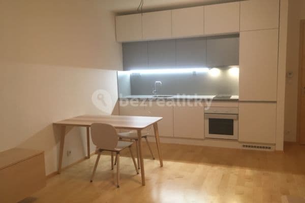 Prenájom bytu 2-izbový 58 m², U Statku, Hýskov Prenájom bytu 2-izbový 58 m², U Statku, Hýskov