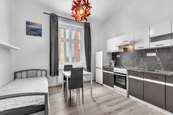 Prenájom bytu Garsoniéra 22 m², Pod Strašnickou vinicí, Praha Prenájom bytu Garsoniéra 22 m², Pod Strašnickou vinicí, Praha