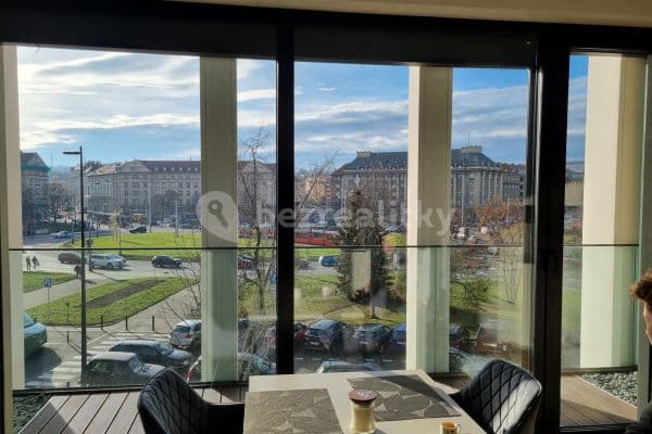 Prenájom bytu 1-izbový 37 m², Vítězné náměstí, Hlavní město Praha Prenájom bytu 1-izbový 37 m², Vítězné náměstí, Hlavní město Praha