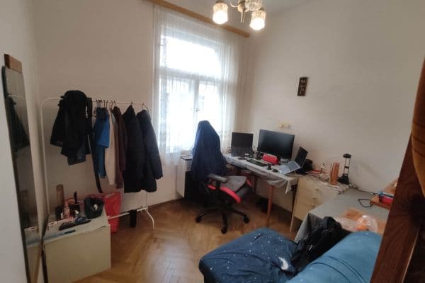 Prenájom bytu 3-izbový 86 m², Lublaňská, Praha Prenájom bytu 3-izbový 86 m², Lublaňská, Praha