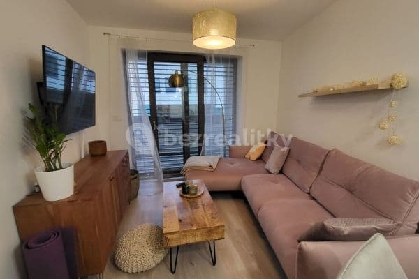 Prenájom bytu 2-izbový 50 m², Břetislavova, Břeclav Prenájom bytu 2-izbový 50 m², Břetislavova, Břeclav