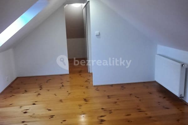 Prenájom bytu 3-izbový 105 m², U Strže, Hlavní město Praha Prenájom bytu 3-izbový 105 m², U Strže, Hlavní město Praha