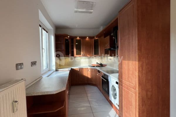 Prenájom bytu 3-izbový 65 m², Michelangelova, Praha Prenájom bytu 3-izbový 65 m², Michelangelova, Praha