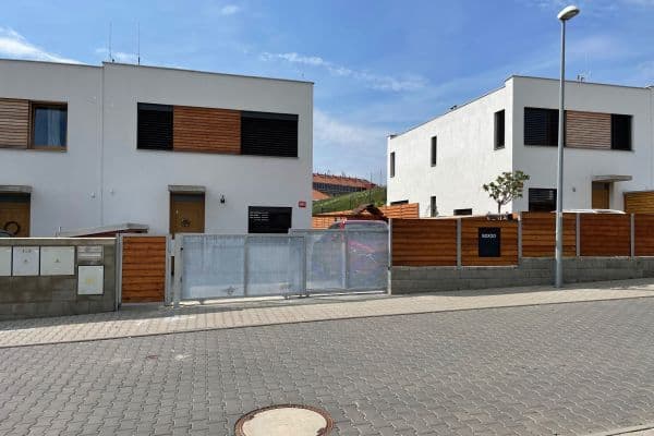 Predaj domu 124 m², pozemek 281 m², Třebízského, Líbeznice Predaj domu 124 m², pozemek 281 m², Třebízského, Líbeznice