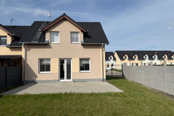 Prenájom domu 130 m², pozemok 305 m², Kozomínská, Postřižín Prenájom domu 130 m², pozemok 305 m², Kozomínská, Postřižín