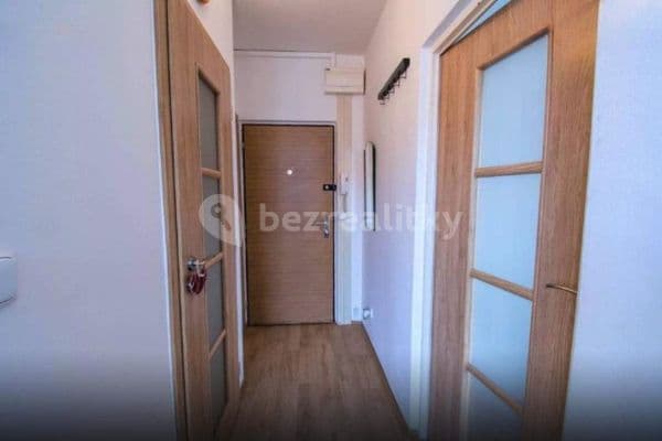 Prenájom bytu 1-izbový 35 m², Formánkova, Hradec Králové Prenájom bytu 1-izbový 35 m², Formánkova, Hradec Králové