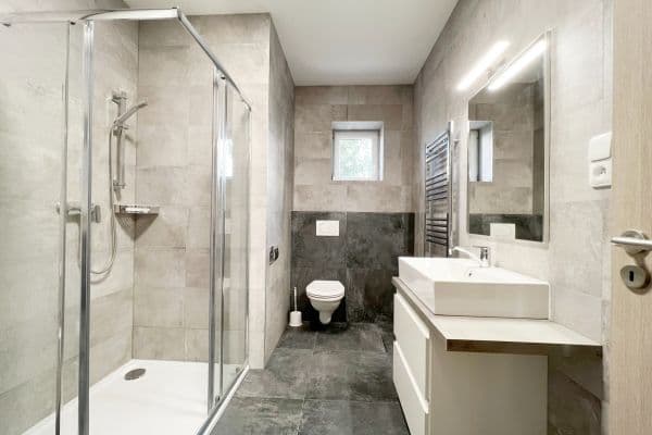 Prenájom bytu 1-izbový 38 m², Nad Vápenkami, Kladno Prenájom bytu 1-izbový 38 m², Nad Vápenkami, Kladno