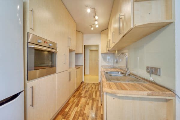 Predaj bytu 3-izbový 75 m², Přecechtělova, Praha Predaj bytu 3-izbový 75 m², Přecechtělova, Praha