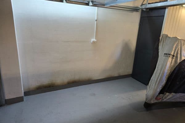 Prenájom garáže 8 m², Hlavní město Praha Prenájom garáže 8 m², Hlavní město Praha