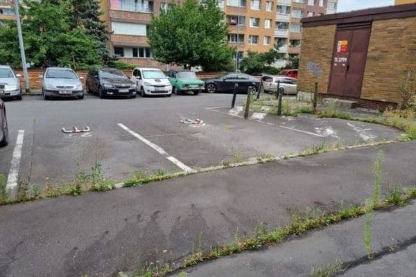 Prenájom garáže 18 m², V Rozkvětu, Hlavní město Praha Prenájom garáže 18 m², V Rozkvětu, Hlavní město Praha