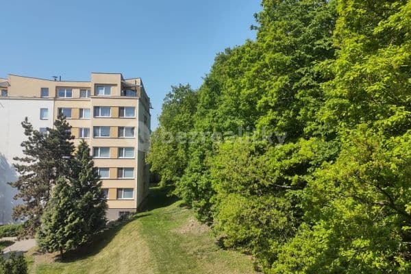 Prenájom bytu 2-izbový 50 m², Šimůnkova, Praha Prenájom bytu 2-izbový 50 m², Šimůnkova, Praha