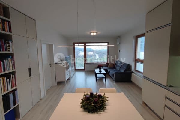 Prenájom bytu 2-izbový 58 m², K Vystrkovu, Hlavní město Praha Prenájom bytu 2-izbový 58 m², K Vystrkovu, Hlavní město Praha