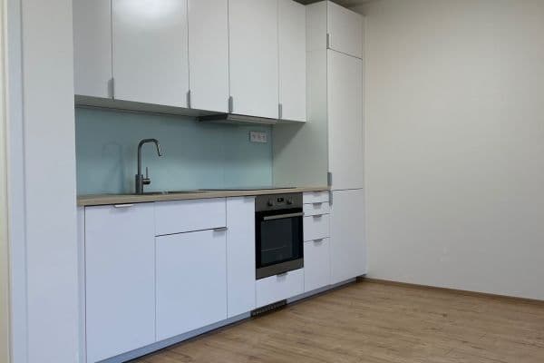 Prenájom bytu 1-izbový 30 m², Za Humny, Modřice Prenájom bytu 1-izbový 30 m², Za Humny, Modřice
