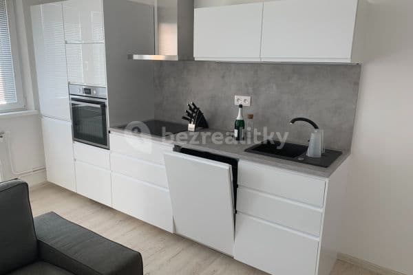 Prenájom bytu 2-izbový 42 m², Větrná, Ostrava Prenájom bytu 2-izbový 42 m², Větrná, Ostrava