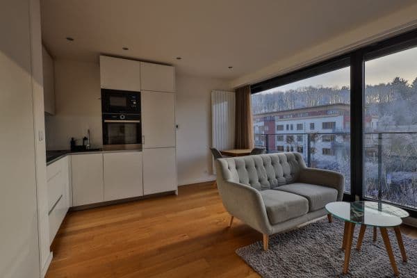 Prenájom bytu 2-izbový 49 m², Na Pomezí, Praha Prenájom bytu 2-izbový 49 m², Na Pomezí, Praha