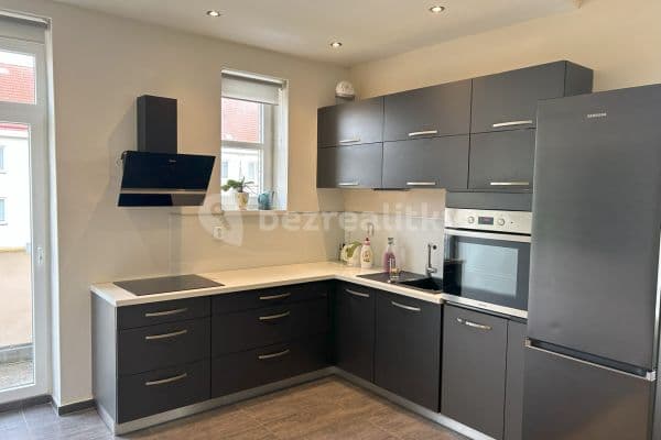 Prenájom bytu 2-izbový 57 m², Sedlčanská, Hlavní město Praha Prenájom bytu 2-izbový 57 m², Sedlčanská, Hlavní město Praha