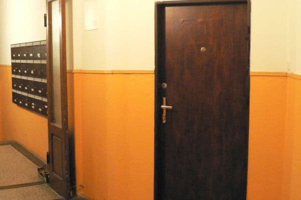 Prenájom kancelárie 100 m², Jaurisova, Praha Prenájom kancelárie 100 m², Jaurisova, Praha