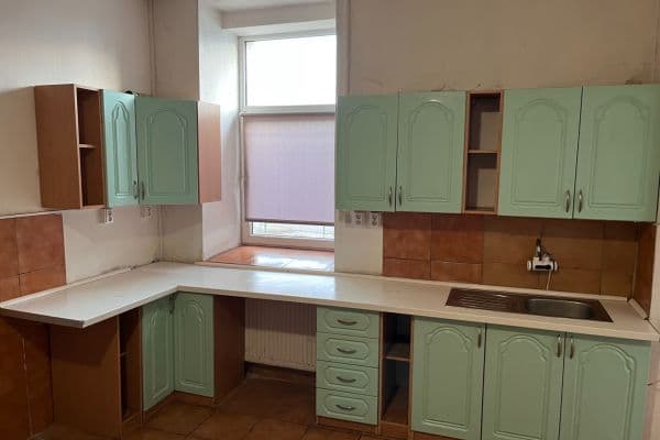 Prenájom bytu 4-izbový 101 m², Hospozín Prenájom bytu 4-izbový 101 m², Hospozín