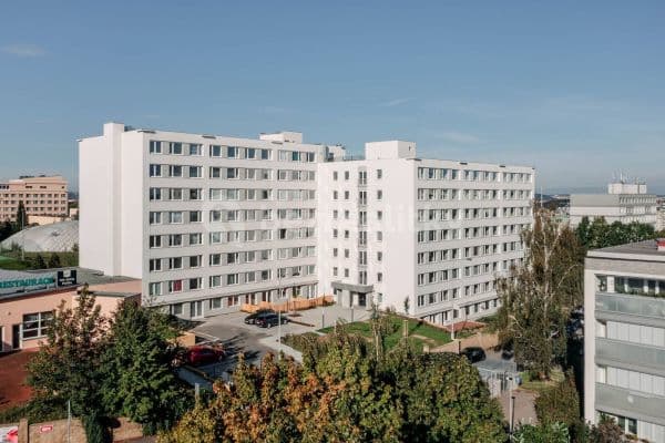 Prenájom bytu 1-izbový 25 m², Čenětická, Praha Prenájom bytu 1-izbový 25 m², Čenětická, Praha