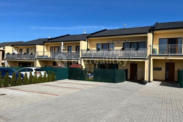 Predaj bytu 4-izbový 87 m², Nová, Kouřim Predaj bytu 4-izbový 87 m², Nová, Kouřim