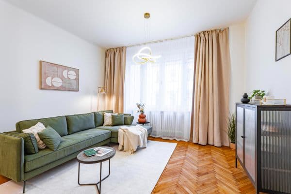 Predaj bytu 2-izbový 71 m², Šternberkova, Hlavní město Praha Predaj bytu 2-izbový 71 m², Šternberkova, Hlavní město Praha