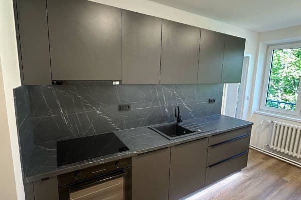 Prenájom bytu 2-izbový 64 m², Tř. Maršála Malinovského, Uherské Hradiště Prenájom bytu 2-izbový 64 m², Tř. Maršála Malinovského, Uherské Hradiště