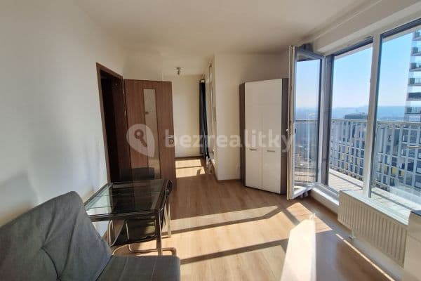 Prenájom bytu 1-izbový 35 m², Nad Úžlabinou, Hlavní město Praha Prenájom bytu 1-izbový 35 m², Nad Úžlabinou, Hlavní město Praha