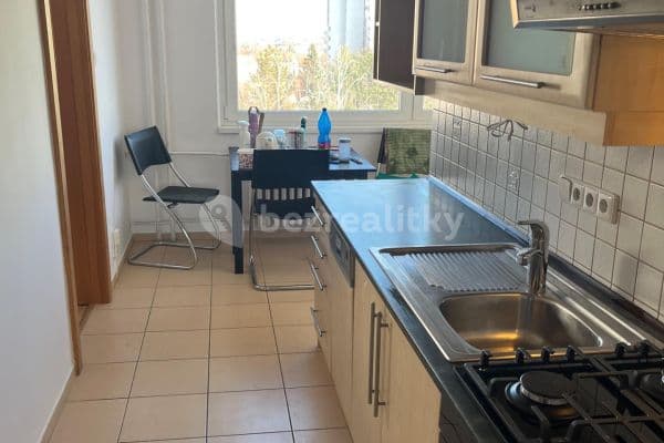 Prenájom bytu 3-izbový 78 m², Tupolevova, Praha Prenájom bytu 3-izbový 78 m², Tupolevova, Praha