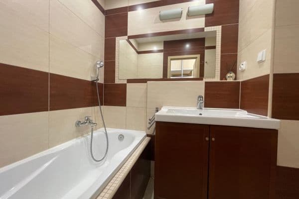 Prenájom bytu 1-izbový 37 m², Dr. Martínka, Ostrava Prenájom bytu 1-izbový 37 m², Dr. Martínka, Ostrava