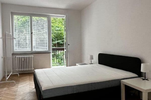 Prenájom bytu 2-izbový 55 m², I. P. Pavlova, Karlovy Vary, Karlovarský kraj Prenájom bytu 2-izbový 55 m², I. P. Pavlova, Karlovy Vary, Karlovarský kraj