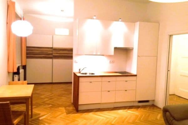 Predaj bytu 2-izbový 43 m², Praha Predaj bytu 2-izbový 43 m², Praha