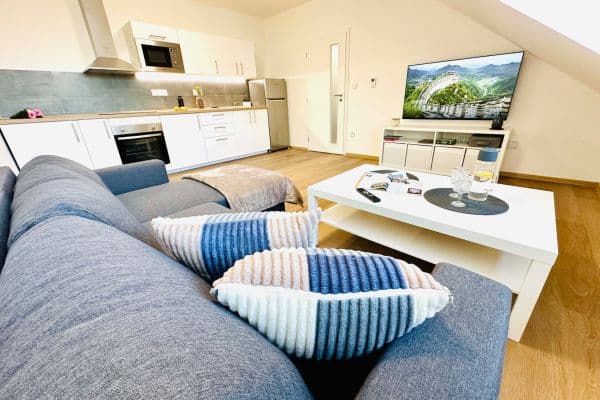 Prenájom bytu 2-izbový 50 m², Havlíčkova, Jihlava, Kraj Vysočina Prenájom bytu 2-izbový 50 m², Havlíčkova, Jihlava, Kraj Vysočina