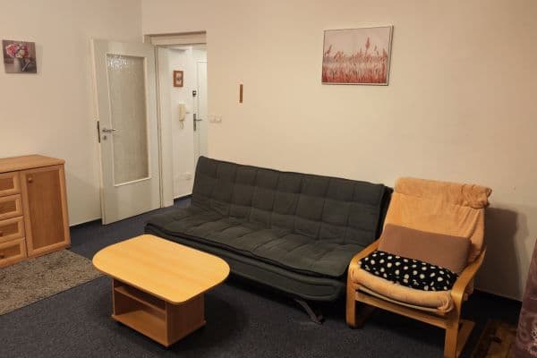 Prenájom bytu 2-izbový 52 m², Tavolníková, Praha Prenájom bytu 2-izbový 52 m², Tavolníková, Praha