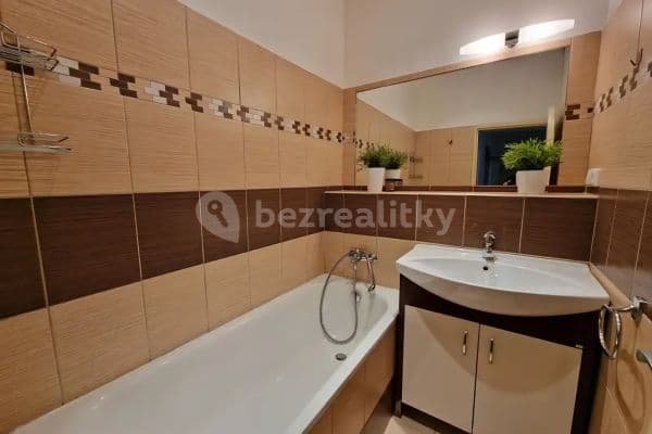 Prenájom bytu 2-izbový 52 m², Sokolská, Zlín, Zlínský kraj Prenájom bytu 2-izbový 52 m², Sokolská, Zlín, Zlínský kraj