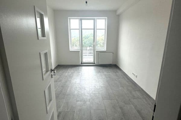 Prenájom bytu 2-izbový 60 m², Sokolovská, Karlovy Vary, Karlovarský kraj Prenájom bytu 2-izbový 60 m², Sokolovská, Karlovy Vary, Karlovarský kraj