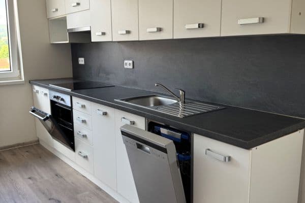 Prenájom bytu 3-izbový 75 m², Strašice Prenájom bytu 3-izbový 75 m², Strašice