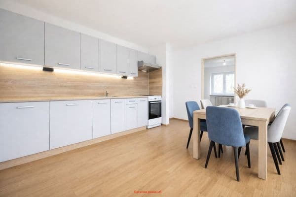 Prenájom bytu 2-izbový 56 m², Tatranská, Karviná-Nové Město Prenájom bytu 2-izbový 56 m², Tatranská, Karviná-Nové Město