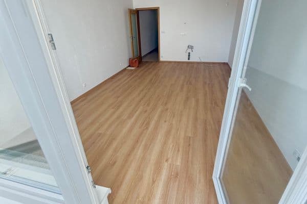 Predaj bytu 1-izbový 47 m², Hornoměcholupská, Praha Predaj bytu 1-izbový 47 m², Hornoměcholupská, Praha