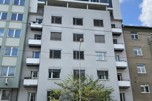 Prenájom bytu 3-izbový 61 m², Merhautova, Brno Prenájom bytu 3-izbový 61 m², Merhautova, Brno