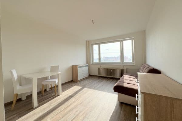 Prenájom bytu 2-izbový 46 m², Bajkonurská, Praha Prenájom bytu 2-izbový 46 m², Bajkonurská, Praha