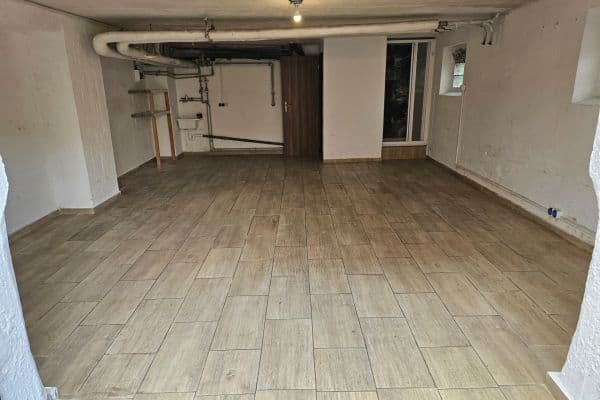 Prenájom nebytového priestoru 40 m², Sadská, Hlavní město Praha Prenájom nebytového priestoru 40 m², Sadská, Hlavní město Praha