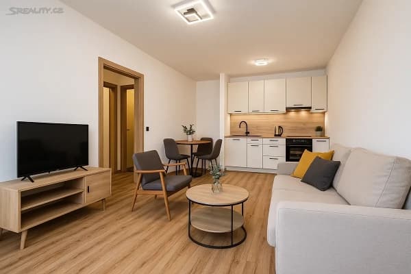 Prenájom bytu 2-izbový 53 m², Vítězná, Kladno Prenájom bytu 2-izbový 53 m², Vítězná, Kladno