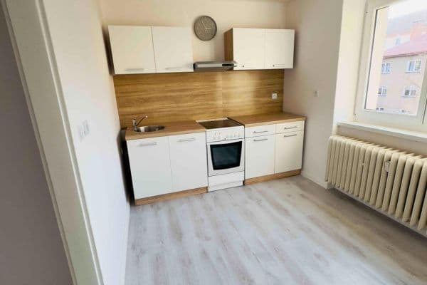 Predaj bytu 1-izbový 30 m², Moskevské náměstí, Teplice Predaj bytu 1-izbový 30 m², Moskevské náměstí, Teplice