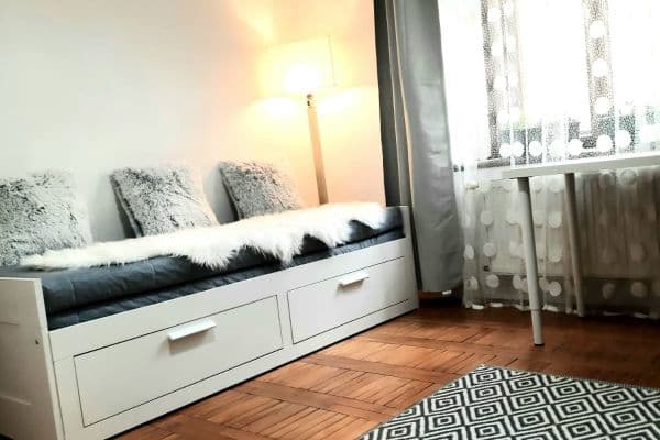 Prenájom bytu 1-izbový 23 m², Vlkova, Praha Prenájom bytu 1-izbový 23 m², Vlkova, Praha