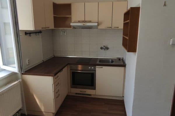 Prenájom bytu 1-izbový 45 m², Puškinova, Prostějov Prenájom bytu 1-izbový 45 m², Puškinova, Prostějov